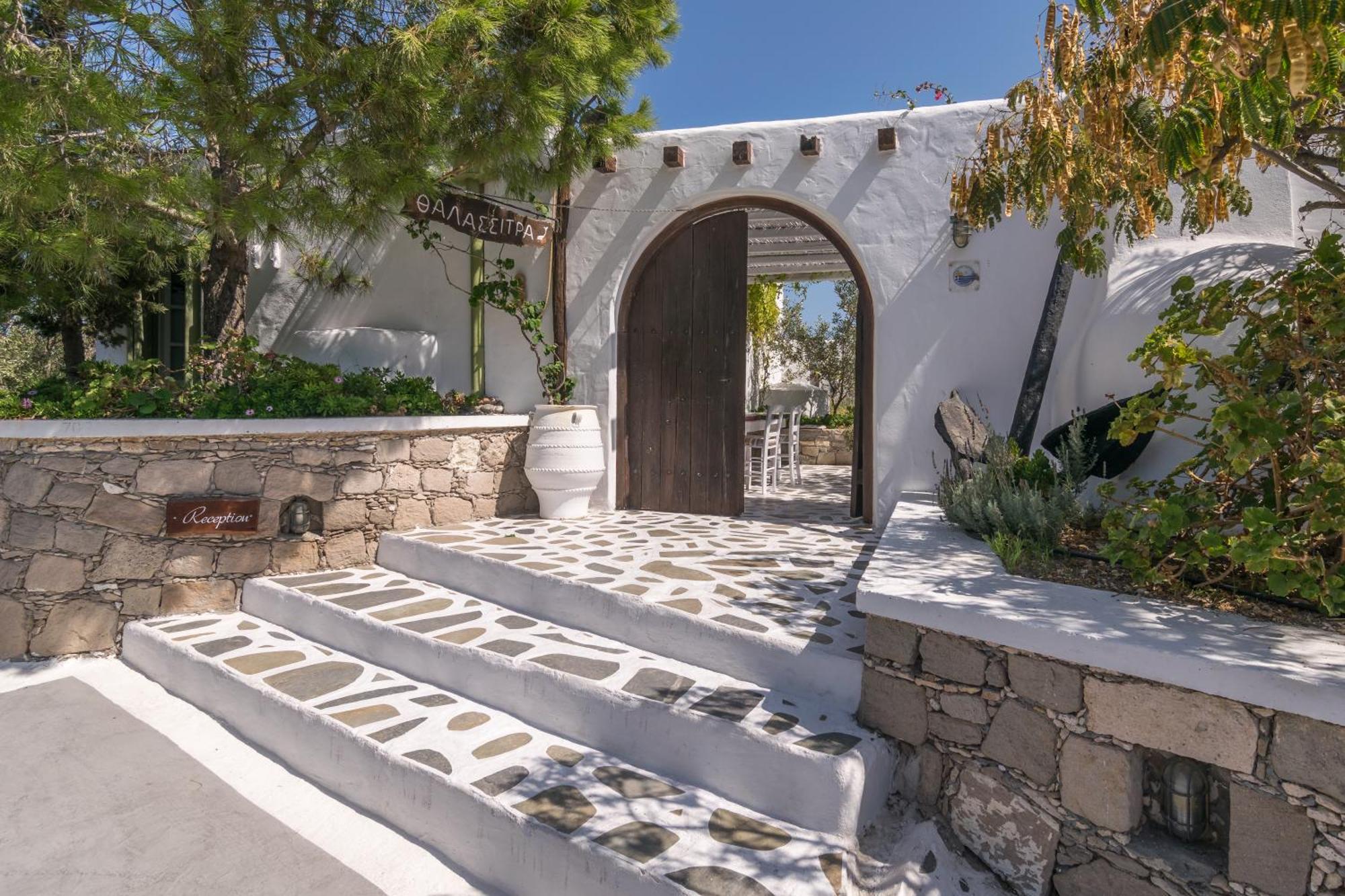 Thalassitra Village Hotel 아다마스 외부 사진